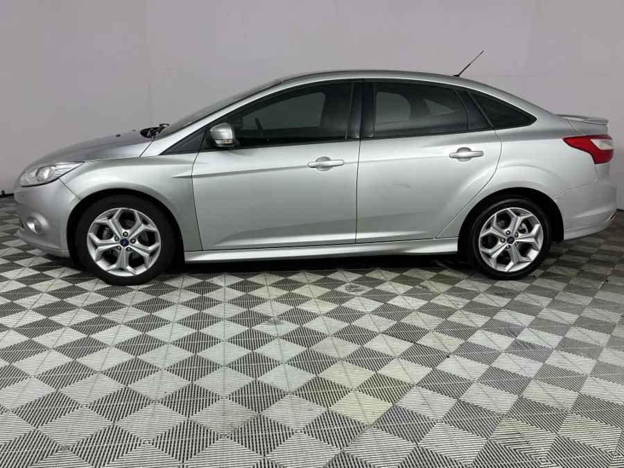 Used 2014 Ford Focus sedan 1.6 Trend - WeBuyCars Lansdowne