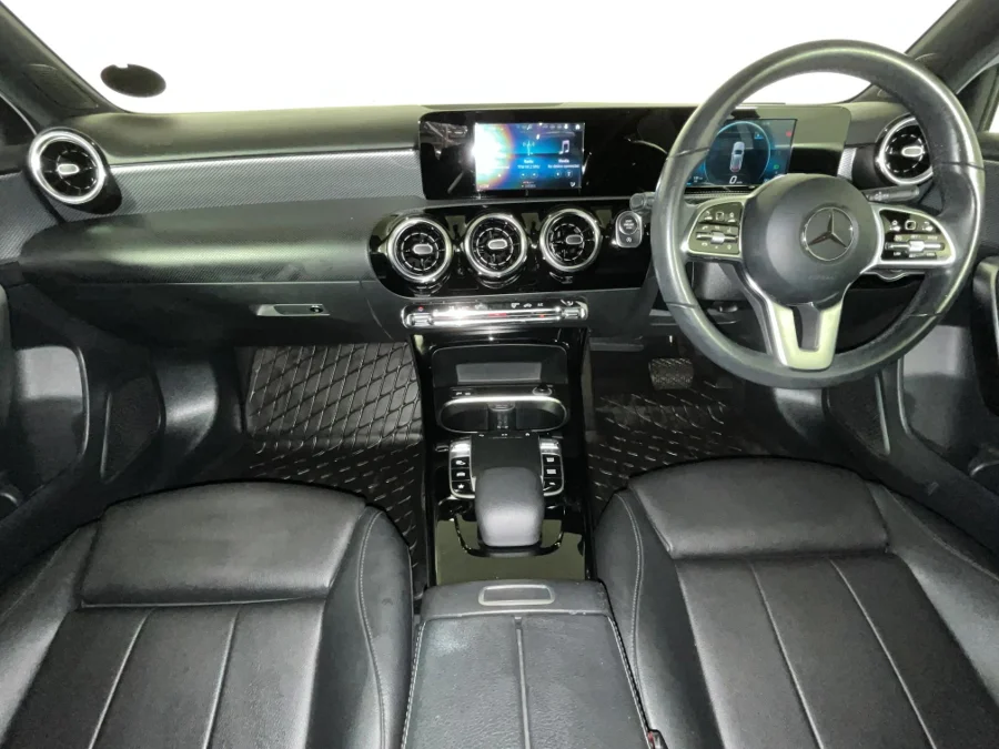 Used 2019 Mercedes-Benz A-Class A200 hatch AMG Line - WeBuyCars Germiston