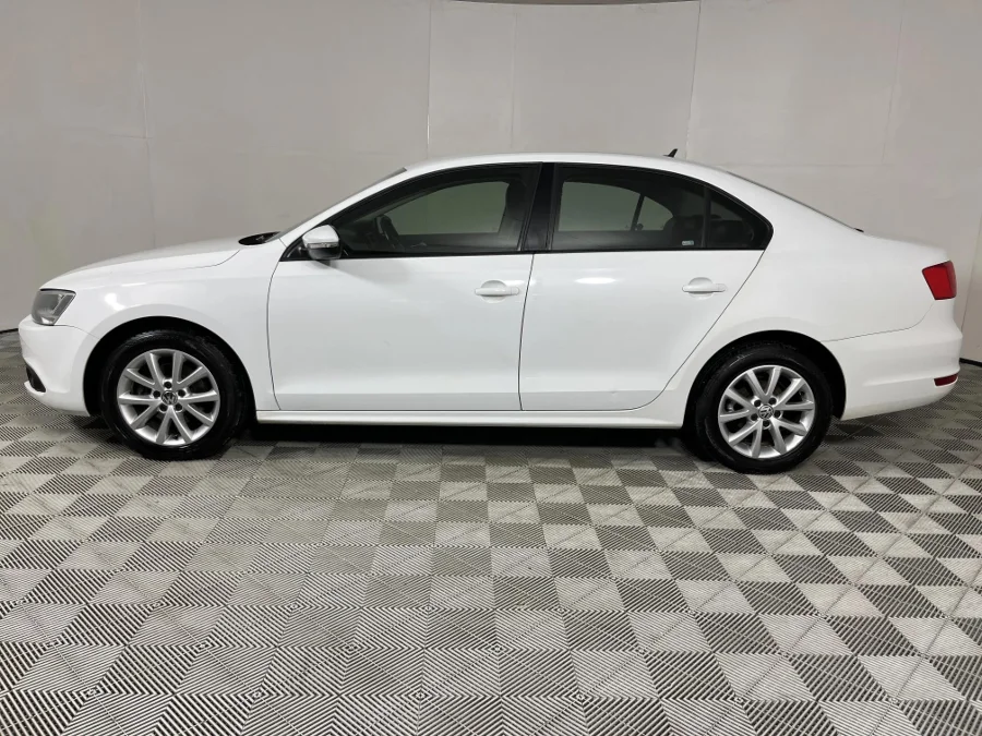 Used 2014 Volkswagen Jetta 1.6TDI Comfortline - WeBuyCars The Dome