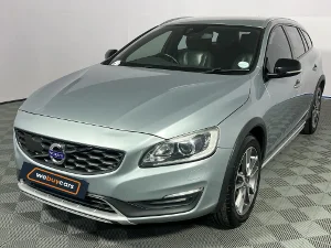 Used 2016 Volvo V60 Cross Country D4 AWD Momentum