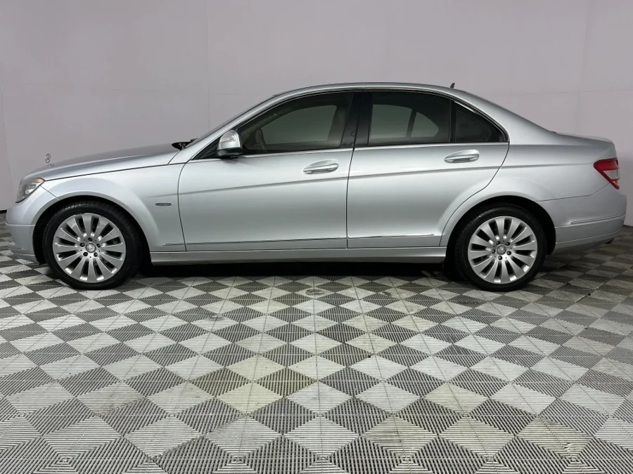 Used 2009 Mercedes-Benz C-Class C180 Kompressor Elegance Touchshift - WeBuyCars JHB South
