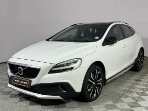 Used 2018 Volvo V40 Cross Country D3 Inscription Used 2018 Volvo V40 Cross Country D3 Inscription