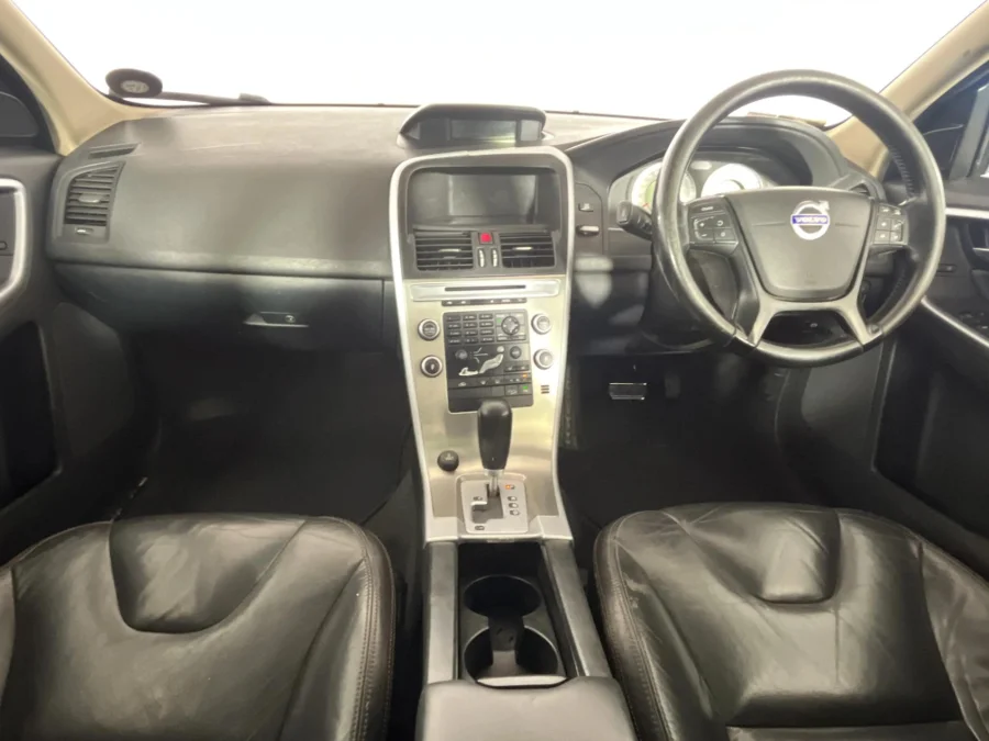 Used 2011 Volvo XC60 T6 - WeBuyCars Richmond