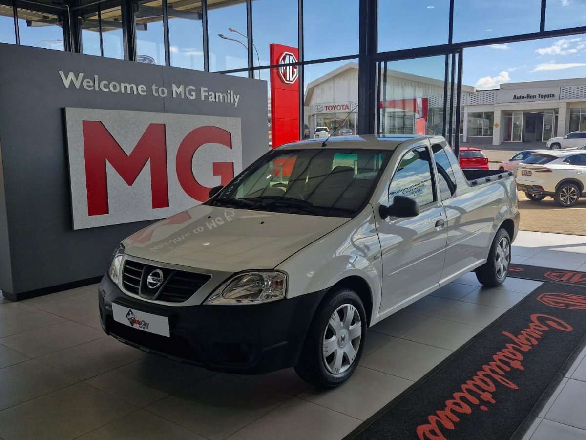Used 2024 Nissan NP200 1.6i Stealth