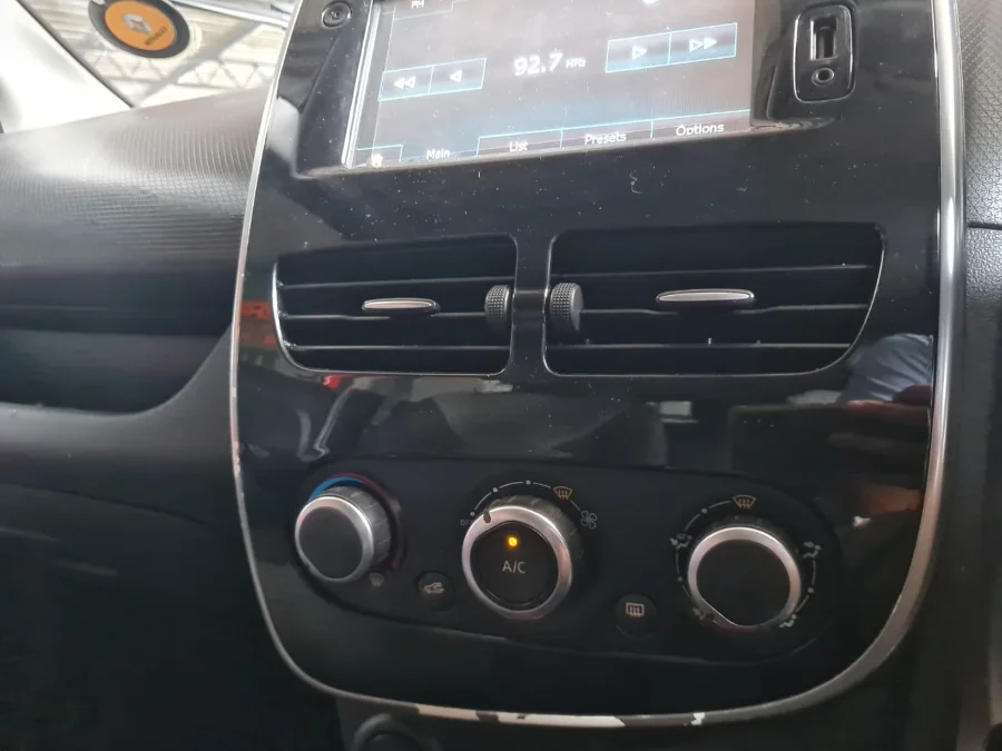 Used 2016 Renault Clio 66kW turbo Blaze - Bonus Cars