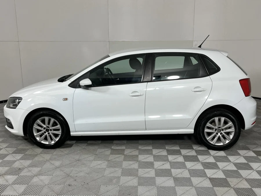 Used 2019 Volkswagen Polo Vivo hatch 1.4 Comfortline - WeBuycars East London