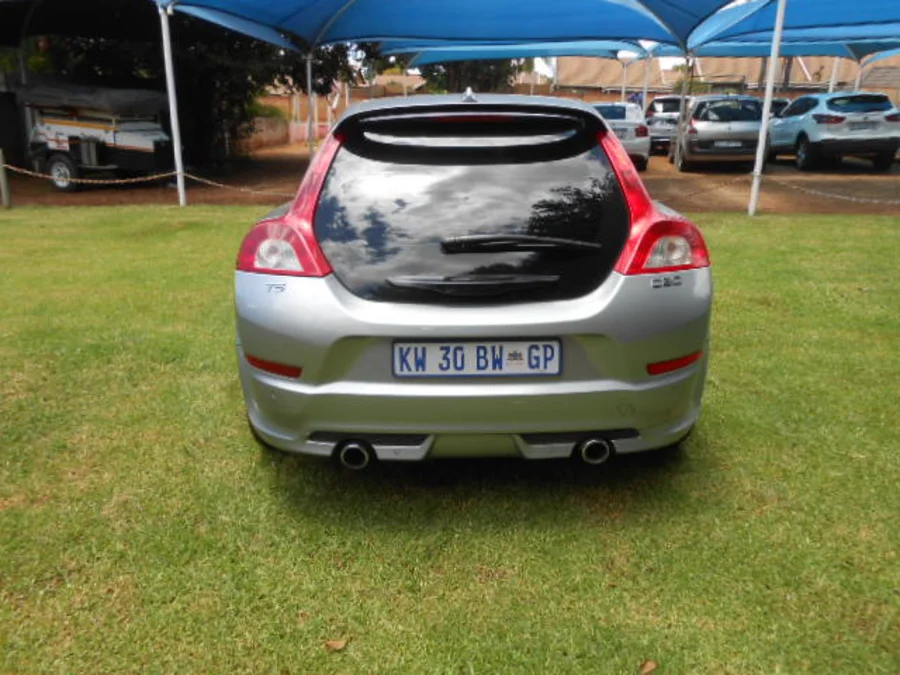 Used 2011 Volvo C30 T5 R-Design auto - Ryko Motors