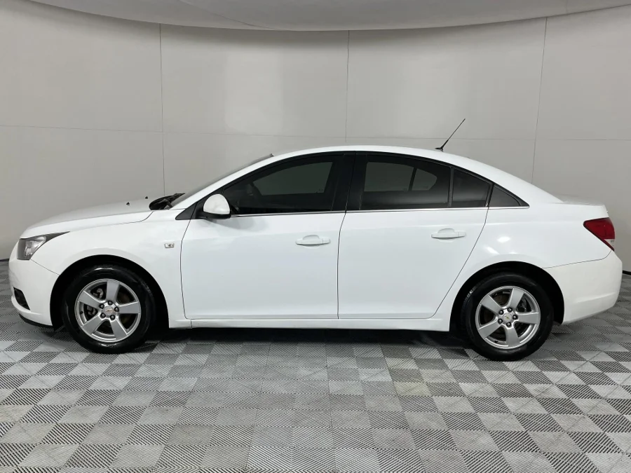 Used 2012 Chevrolet Cruze sedan 1.6 LS - WeBuyCars Mbombela