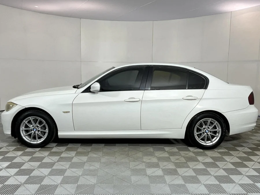 Used 2009 BMW 3 Series 320i auto - WeBuyCars Polokwane