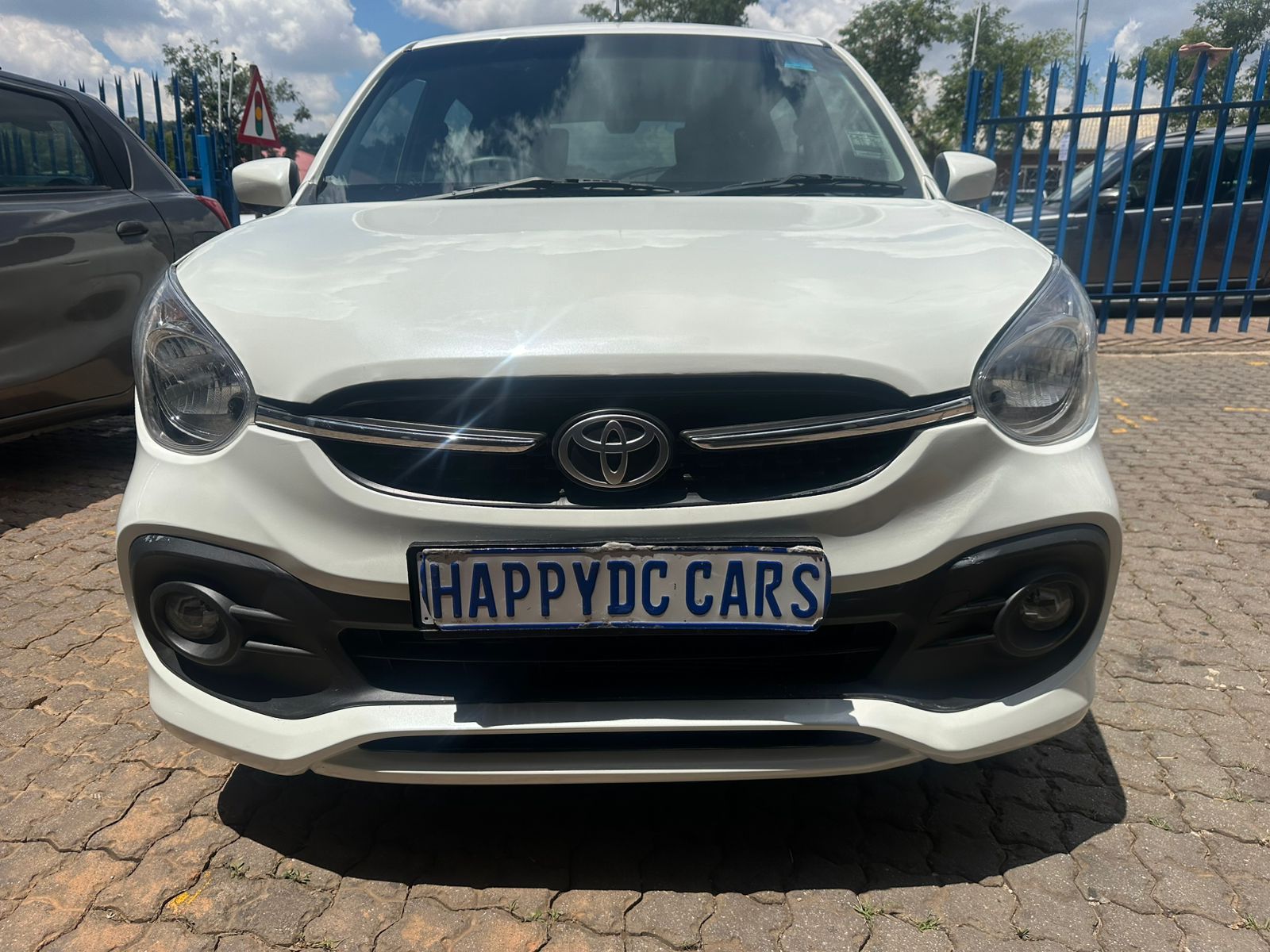 Used 2025 Toyota Vitz 1.0 XR auto