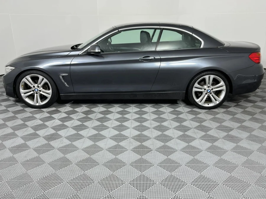 Used 2015 BMW 4 Series 420i convertible sports-auto - WeBuyCars Montana