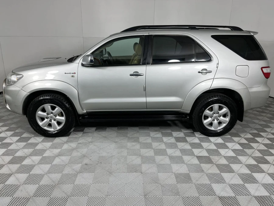 Used 2011 Toyota Fortuner 3.0D-4D - WeBuycars East London