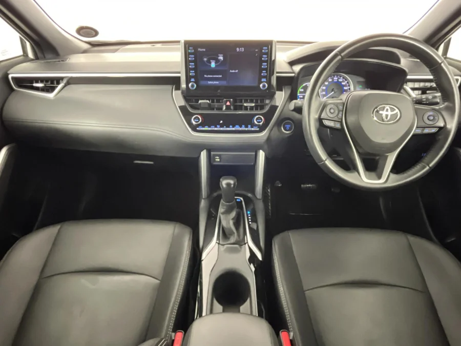 Used 2021 Toyota Corolla Cross 1.8 Hybrid XS - WeBuyCars The Dome