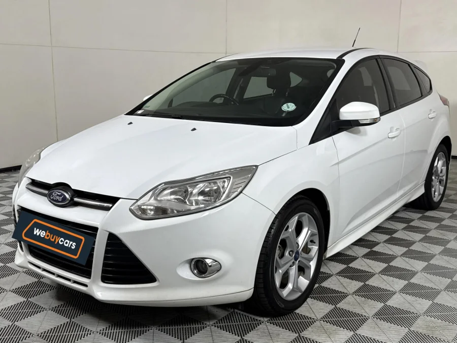 Used 2015 Ford Focus hatch 1.6 Trend - WeBuyCars Midstream Used 2015 Ford Focus hatch 1.6 Trend - WeBuyCars Midstream
