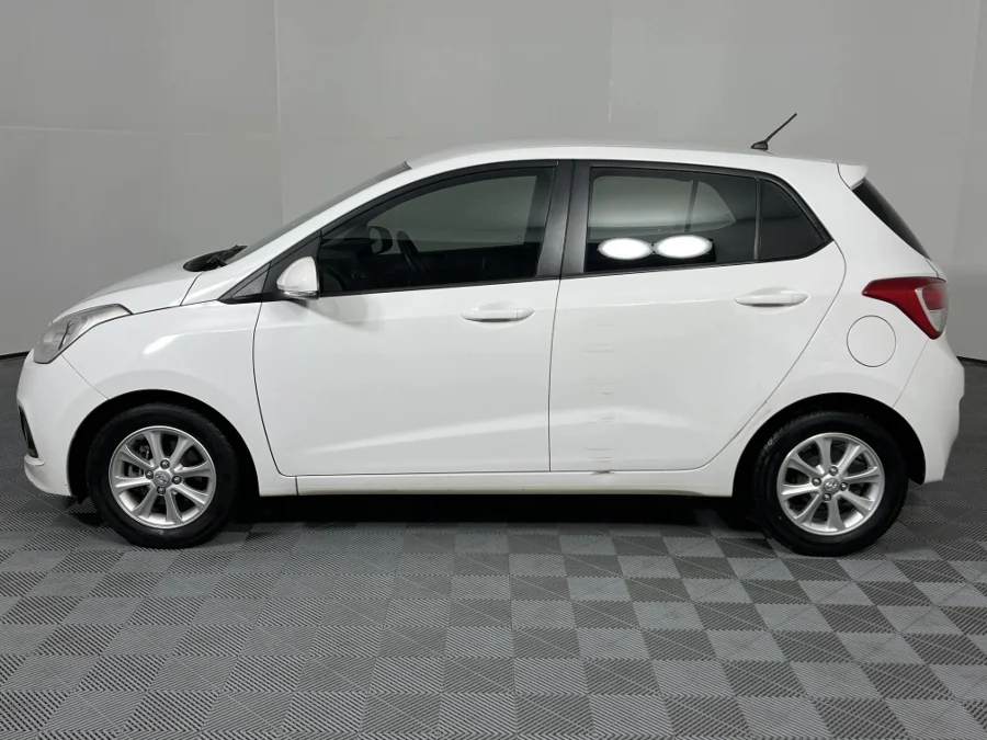 Used 2014 Hyundai Grand i10 1.25 Fluid auto - WeBuyCars Silverlakes Used 2014 Hyundai Grand i10 1.25 Fluid auto - WeBuyCars Silverlakes