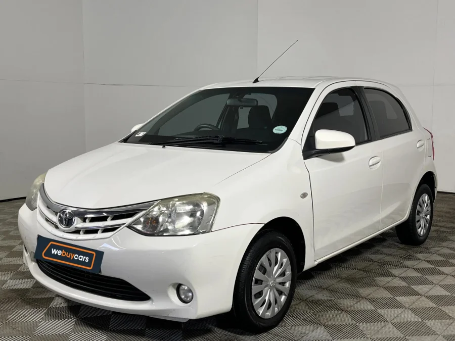 Used 2017 Toyota Etios hatch 1.5 Sprint - WeBuyCars Midstream Used 2017 Toyota Etios hatch 1.5 Sprint - WeBuyCars Midstream