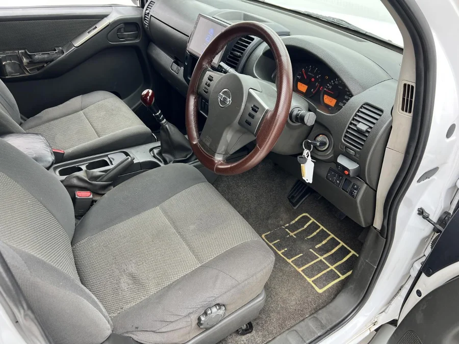 Used 2012 Nissan Navara 2.5dCi double cab titanium - EBK Auto