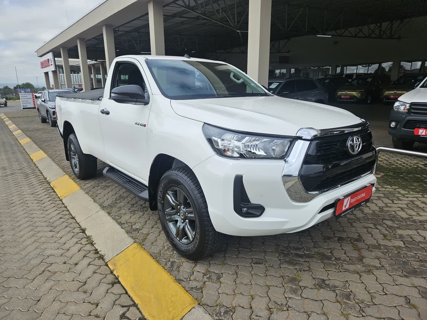 Used 2026 Toyota Hilux 2.4GD-6 single cab Raider manual