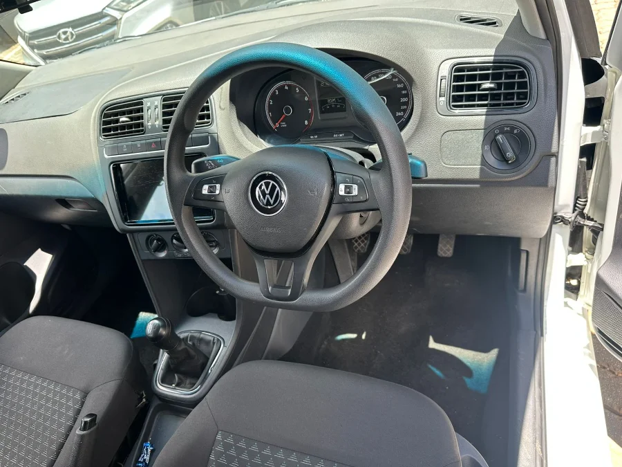 Used 2024 Volkswagen Polo Vivo hatch 1.4 Comfortline - Happy DC Motors