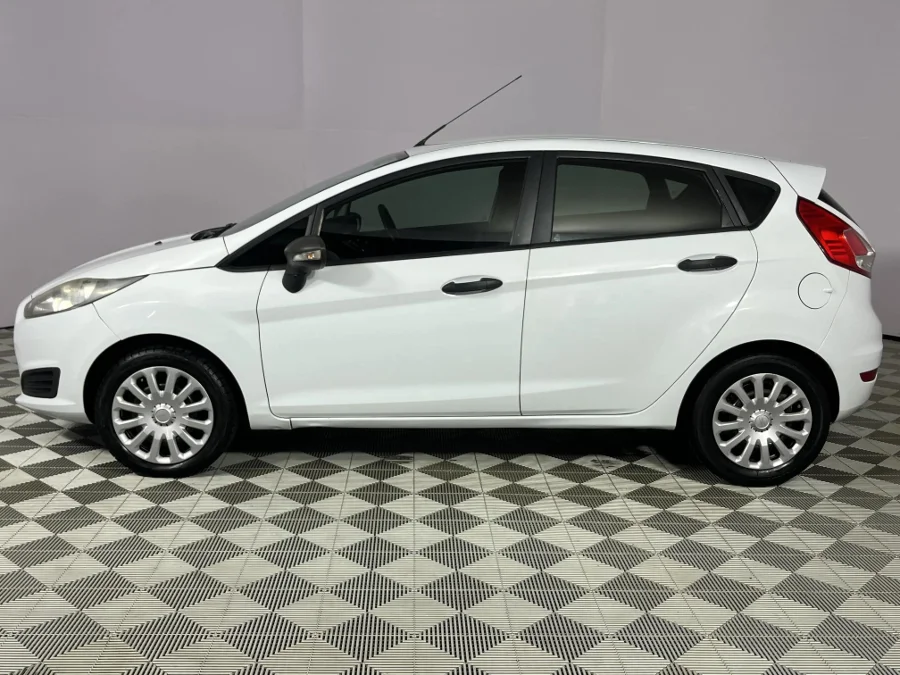 Used 2017 Ford Fiesta 5-door 1.0T Trend - WeBuyCars Midstream