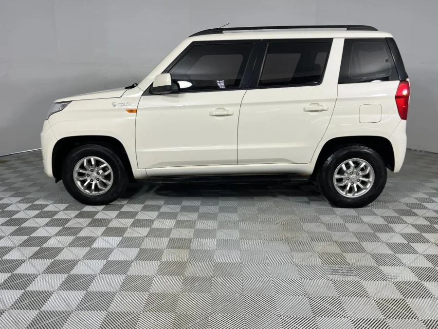 Used 2018 Mahindra TUV300 1.5CRDe T8 - WeBuyCars Silverlakes