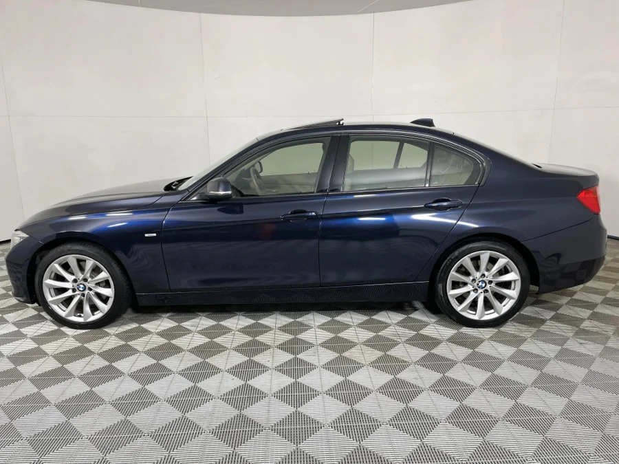 Used 2014 BMW 3 Series 328i Modern sports-auto - WeBuyCars JHB South