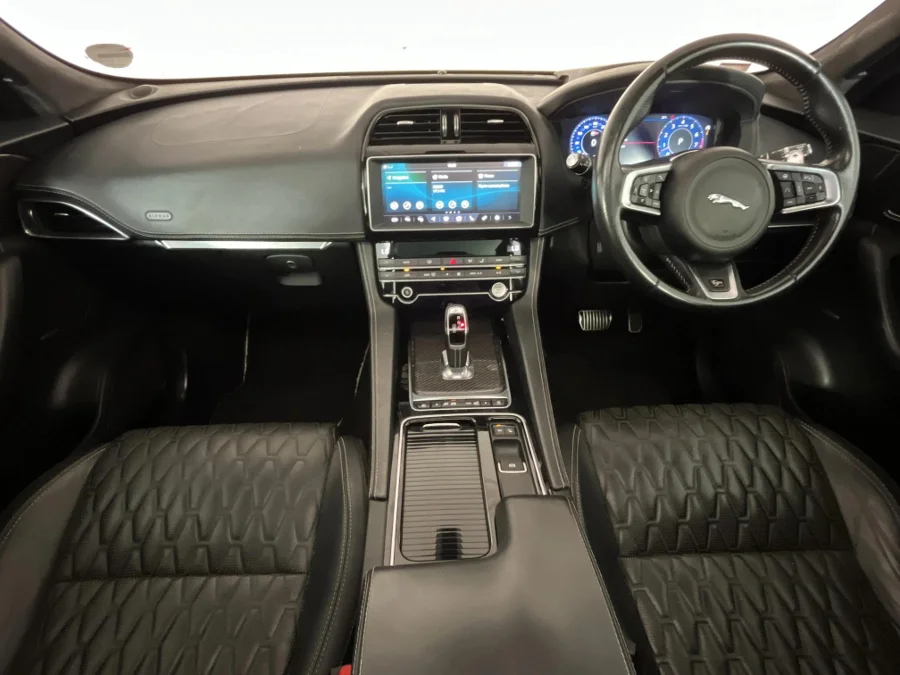 Used 2020 Jaguar F-Pace SVR - WeBuyCars Silverlakes