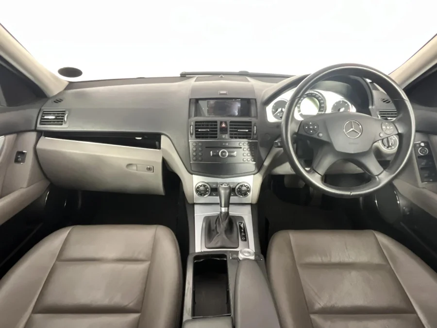 Used 2009 Mercedes-Benz C-Class C320CDI Avantgarde - WeBuyCars George