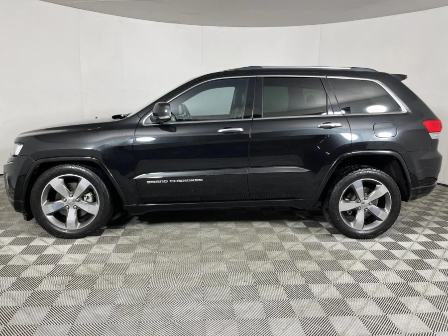 Used 2015 Jeep Grand Cherokee 3.6L Overland - WeBuyCars The Dome