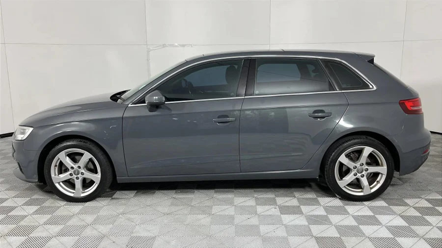 Used 2019 Audi A3 Sportback 30TFSI S line - WeBuyCars Montana