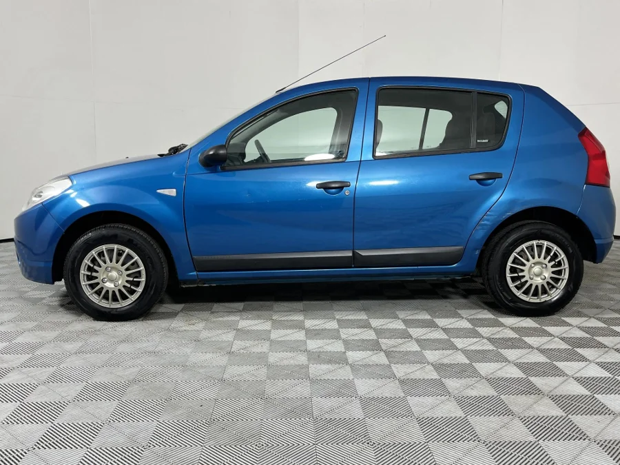 Used 2010 Renault Sandero 1.6 United - WeBuyCars Pietermaritzburg