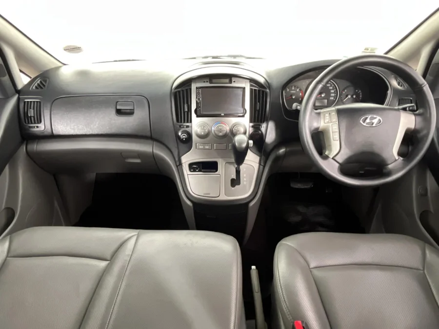 Used 2017 Hyundai H-1 2.5VGTi bus Elite 9-seater - WeBuyCars Polokwane Used 2017 Hyundai H-1 2.5VGTi bus Elite 9-seater - WeBuyCars Polokwane