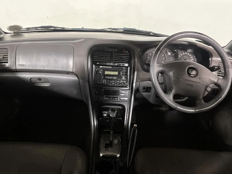 Used 2004 Kia Magentis 2.0 automatic - WeBuyCars Germiston