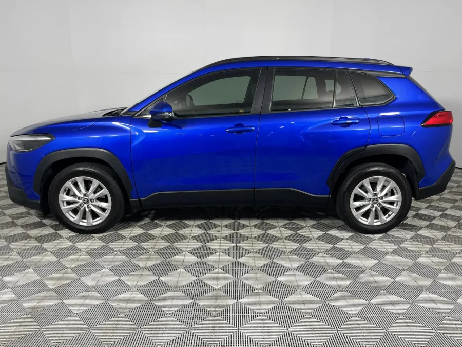 Used 2022 Toyota Corolla Cross 1.8 Hybrid XS - WeBuyCars Richmond