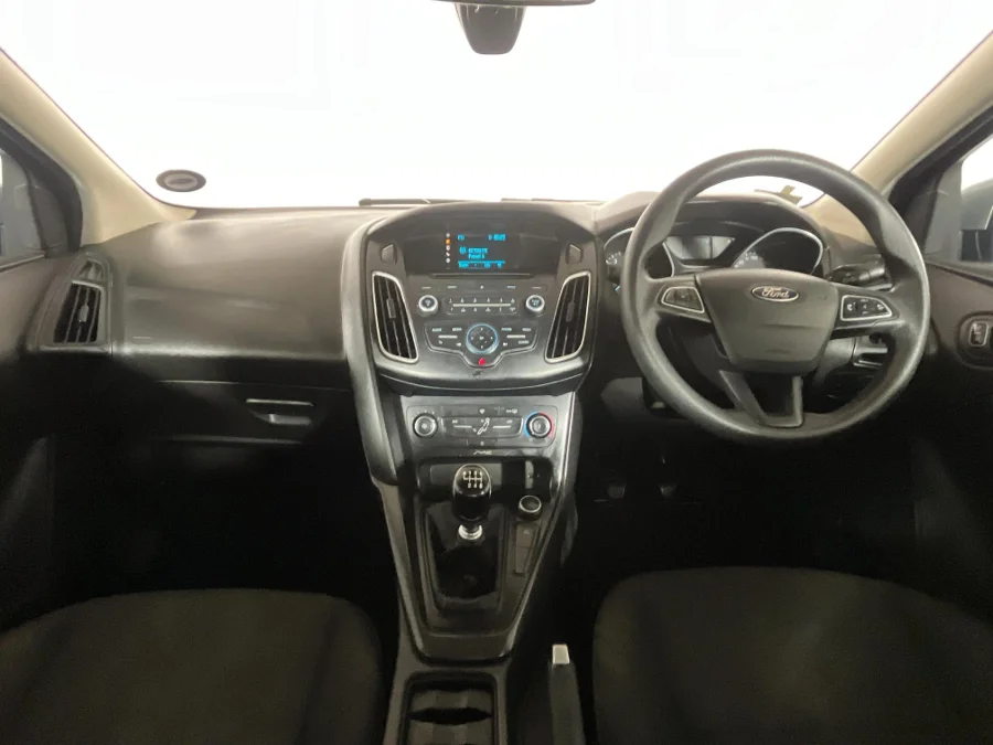 Used 2017 Ford Focus sedan 1.0T Ambiente - WeBuyCars Germiston