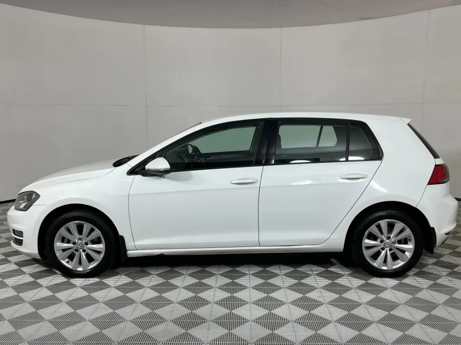 Used 2016 Volkswagen Golf 2.0TDI Comfortline - WeBuyCars JHB South Used 2016 Volkswagen Golf 2.0TDI Comfortline - WeBuyCars JHB South