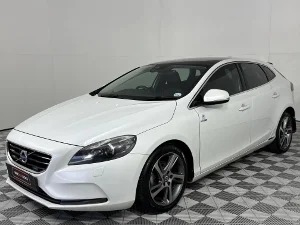 Used 2015 Volvo V40 D2 Excel
