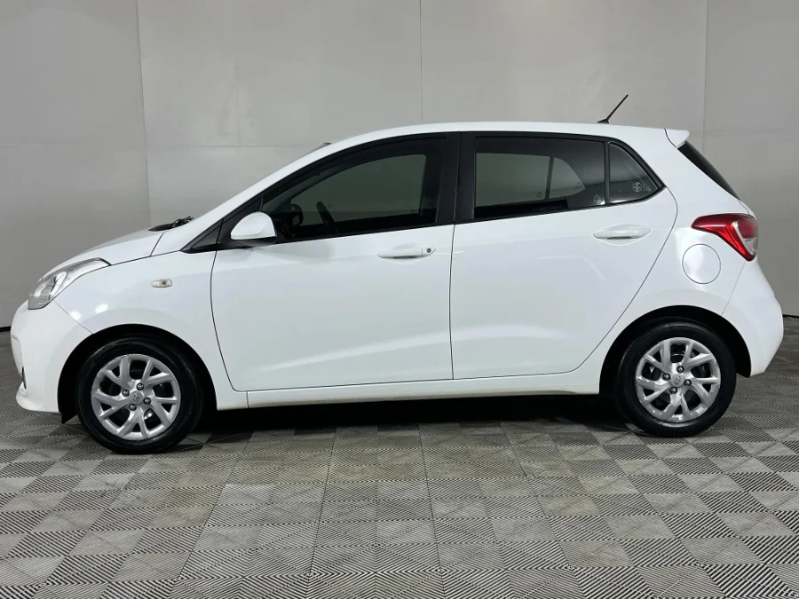 Used 2020 Hyundai Grand i10 1.0 Motion - WeBuyCars JHB South Used 2020 Hyundai Grand i10 1.0 Motion - WeBuyCars JHB South