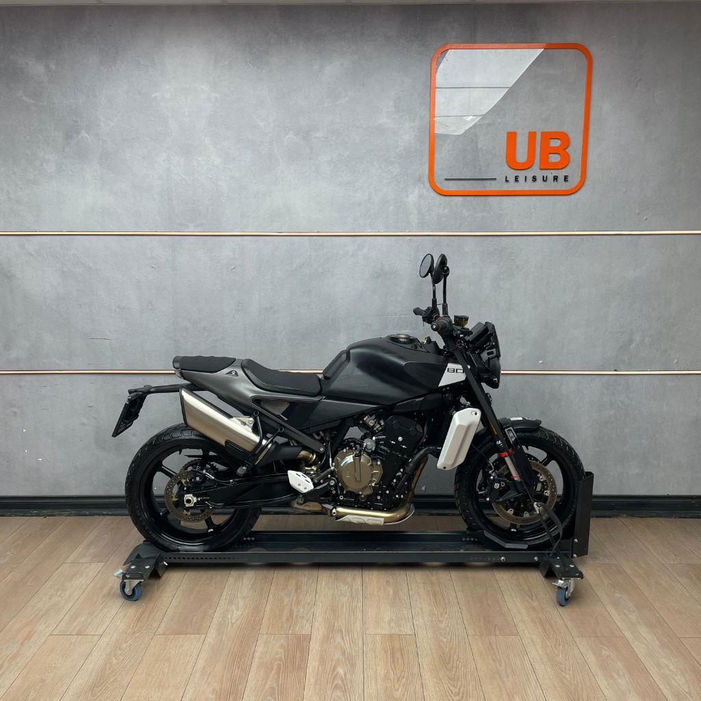 Used 2024 Husqvarna SVARTPILEN 801