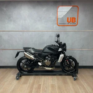 Used 2024 Husqvarna SVARTPILEN 801