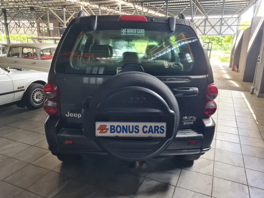 Used 2006 Jeep Cherokee 3.7L Limited - Bonus Cars