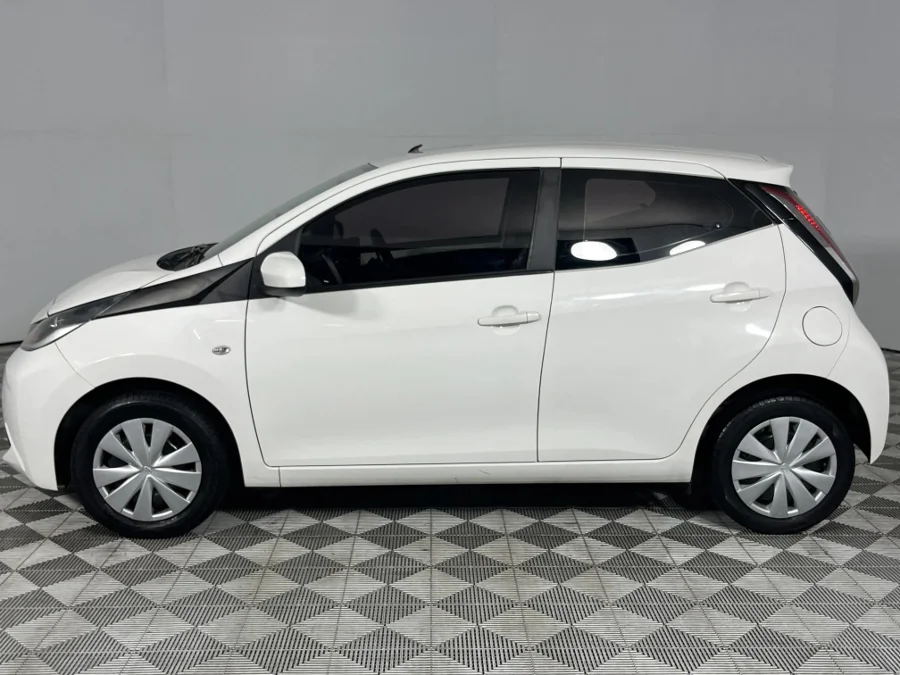 Used 2017 Toyota Aygo 1.0 - WeBuyCars Richmond