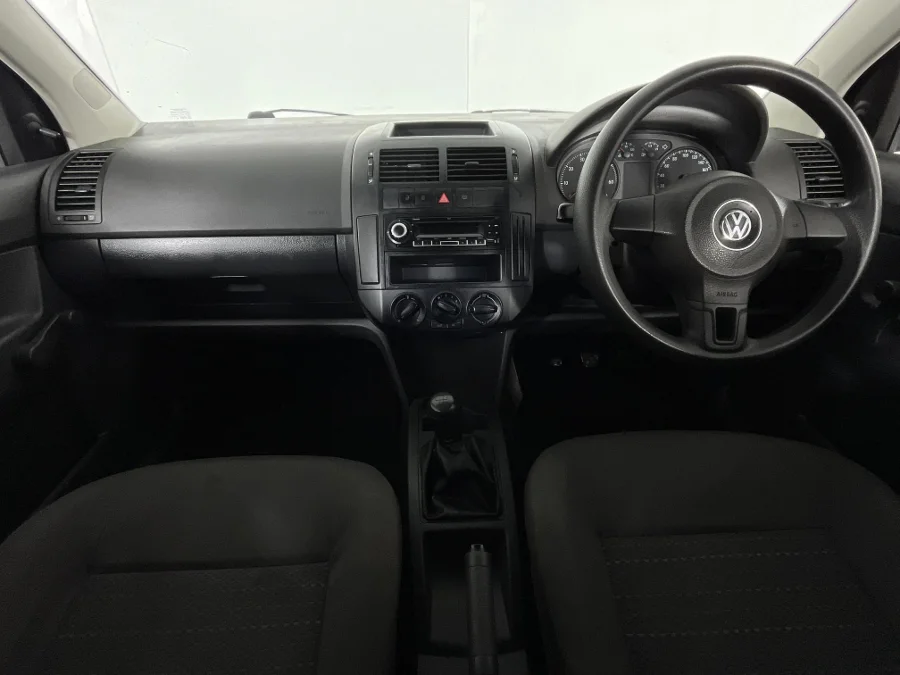 Used 2015 Volkswagen Polo Vivo sedan 1.4 Trendline - WeBuycars East London