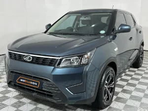 Used 2022 Mahindra XUV300 1.2T W4 SE