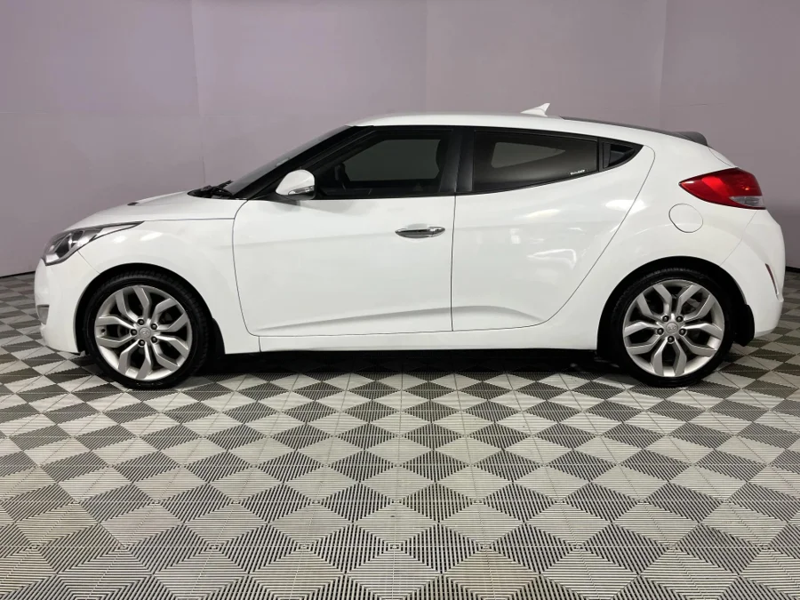Used 2013 Hyundai Veloster 1.6 Executive auto - WeBuyCars Durban
