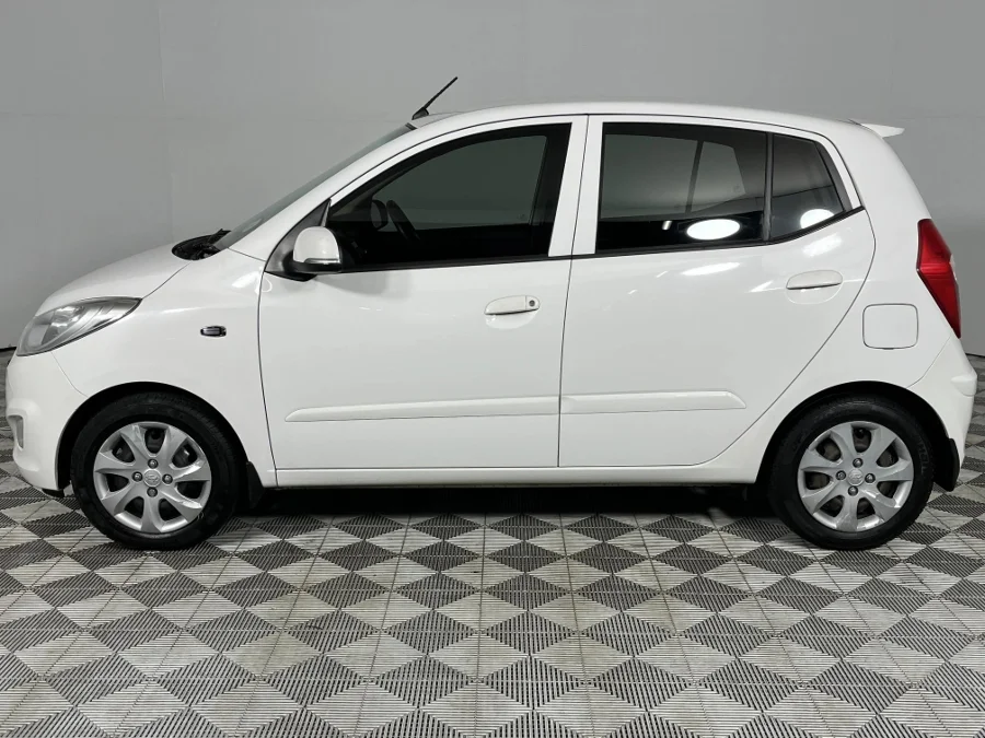 Used 2014 Hyundai i10 1.1 Motion - WeBuyCars Brackenfell Cape Town