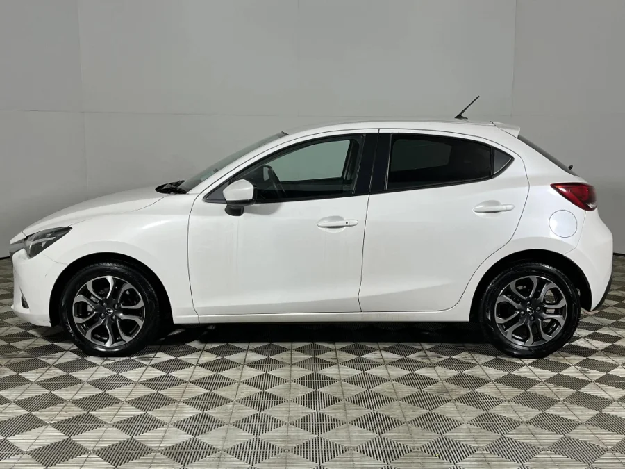 Used 2019 Mazda Mazda2 1.5 Individual auto - WeBuyCars Montana