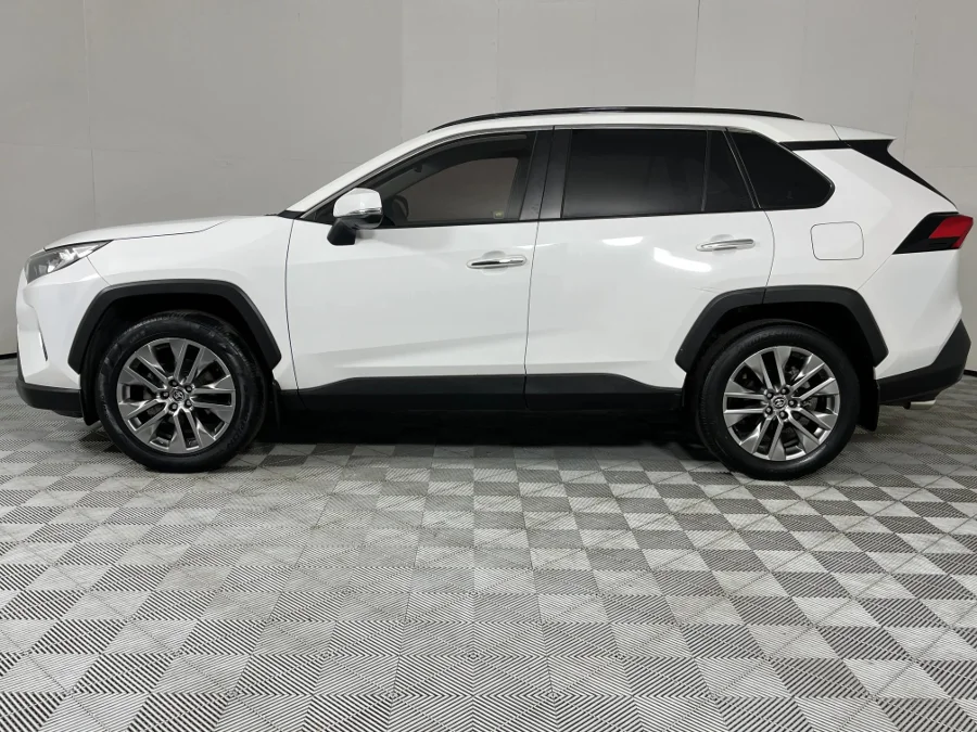 Used 2021 Toyota RAV4 2.0 VX - WeBuyCars Pietermaritzburg