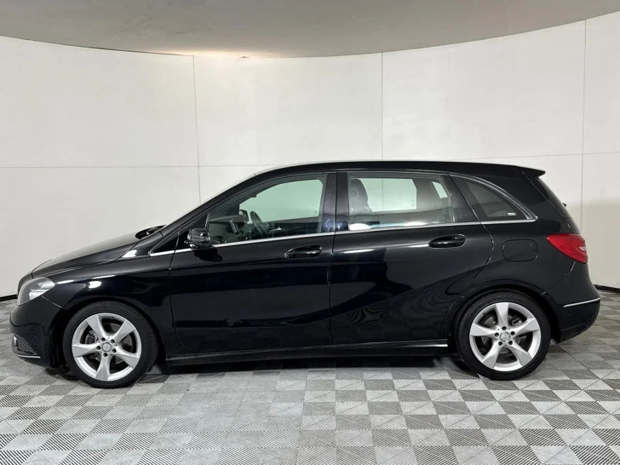 Used 2013 Mercedes-Benz B-Class B180 auto - WeBuyCars Midstream