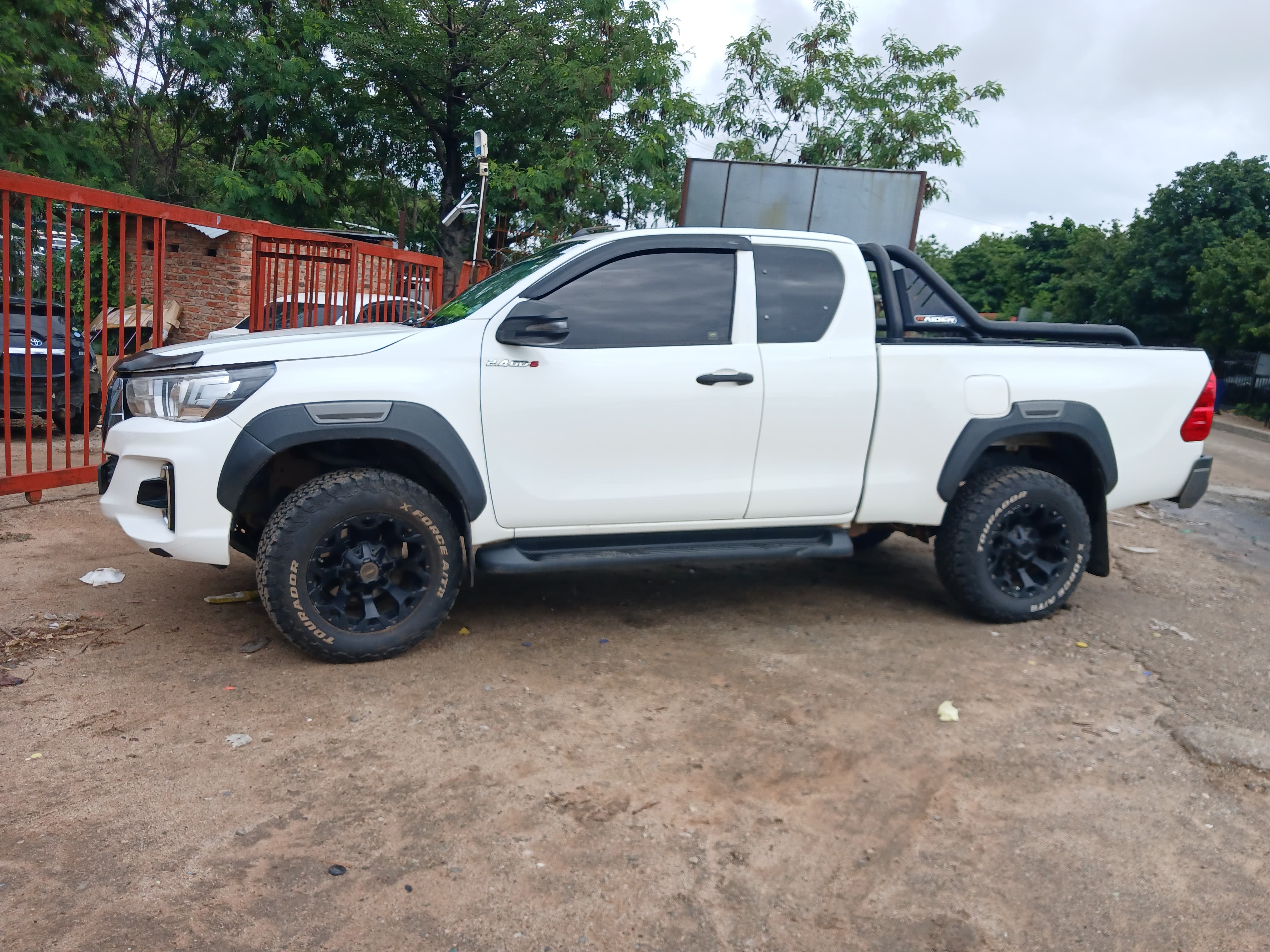 Used 2018 Toyota Hilux 2.4GD-6 Xtra cab SRX